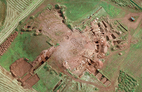 An aerial photograph of the excavation at Broxmouth.