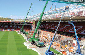 039_Ashton Gate roof truss (3)