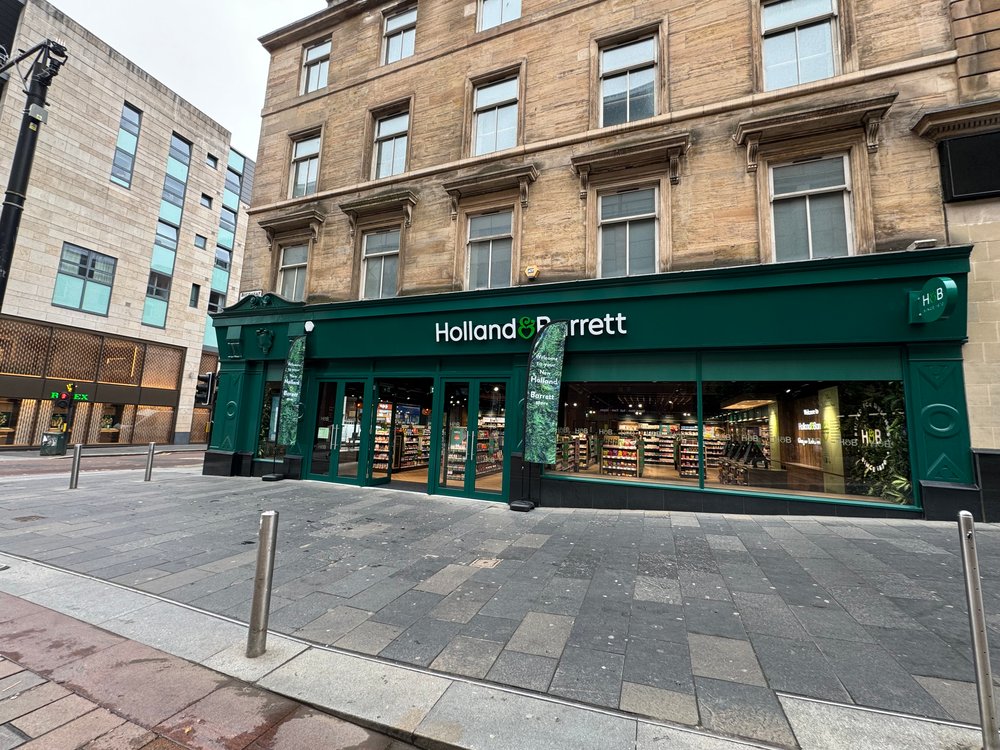 New Holland and Barrett Glasgow store