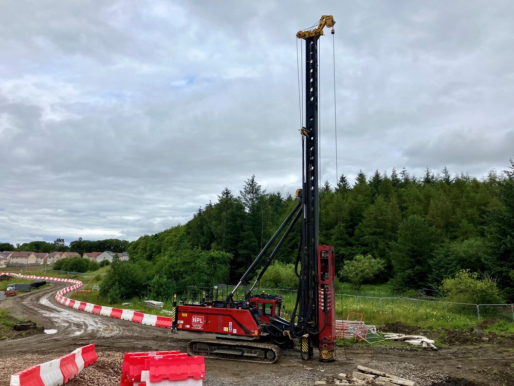 Piling rig