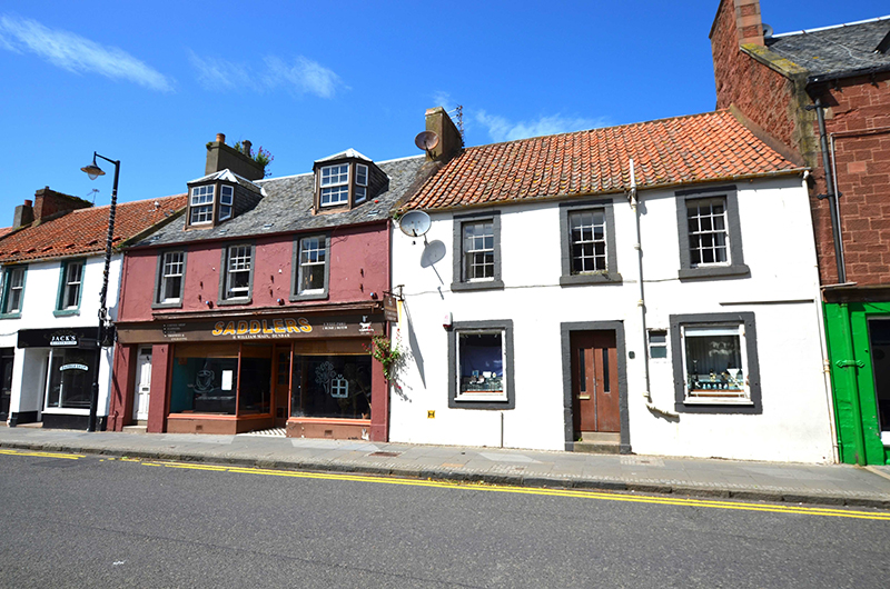 7-9 West Port, Dunbar