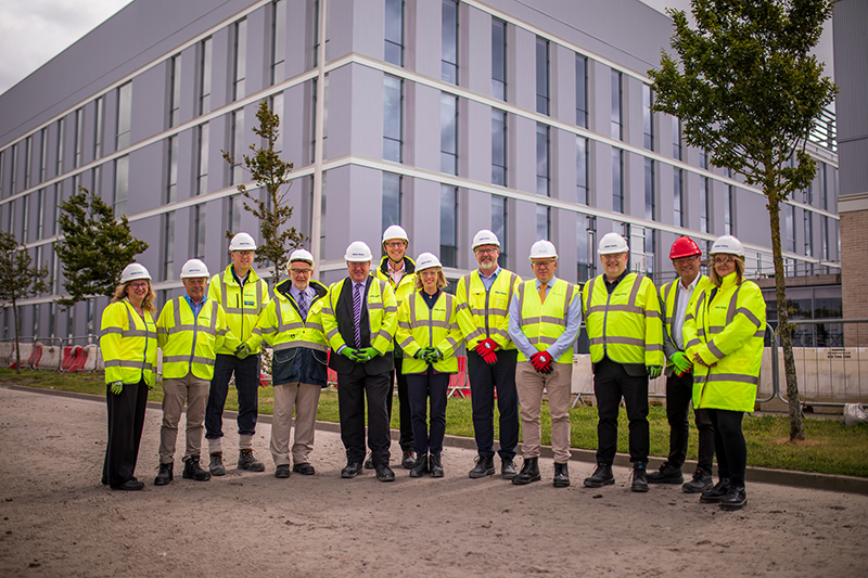 Ministerial visit to Fife College's new Dunfermline Campus