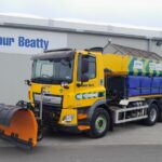 Salt spreader HGV retrofitted with a hybrid hydrogen system