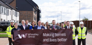 Housing Minister Paul McLennan visits the new-build development at West Craigs to mark the 7000th completion by Wheatley Group (Photo by Ewan Bootman / SNS Group)