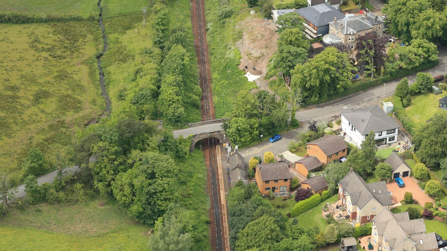 Bridge aerial