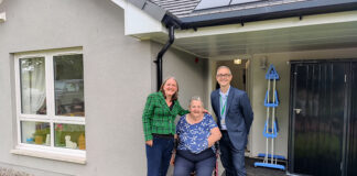 Maree Todd MSP visited the new homes in Lairg, including meeting with resident Eilidh Matheson and Andrew Martin of Albyn Housing Association