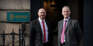 L-R: Alan Cumming and Simon Rettie. Image credit: Stewart Attwood