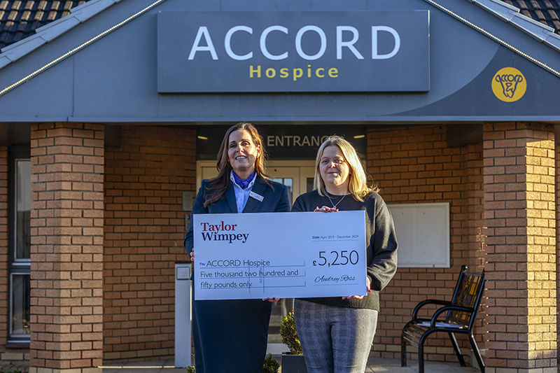 Taylor Wimpey ACCORD Hospice donation