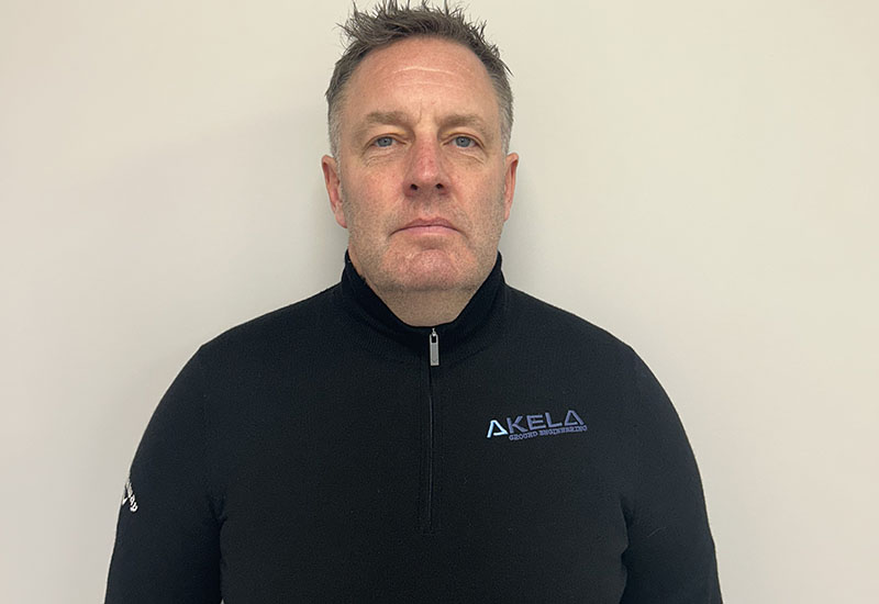 Barry Christy, Akela