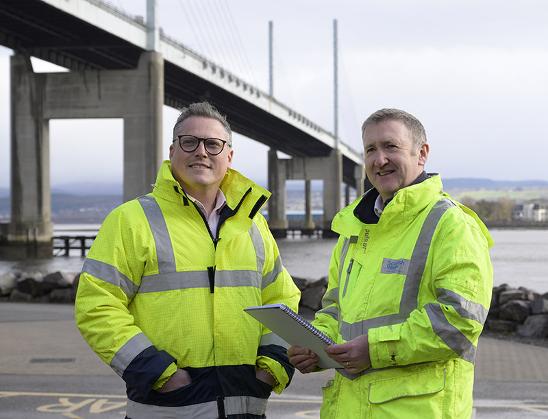 Ross McLory (left) from SSE Energy Solutions and Donald MacBrayne from Scottish Water Horizons. Image credit: Iain Ferguson