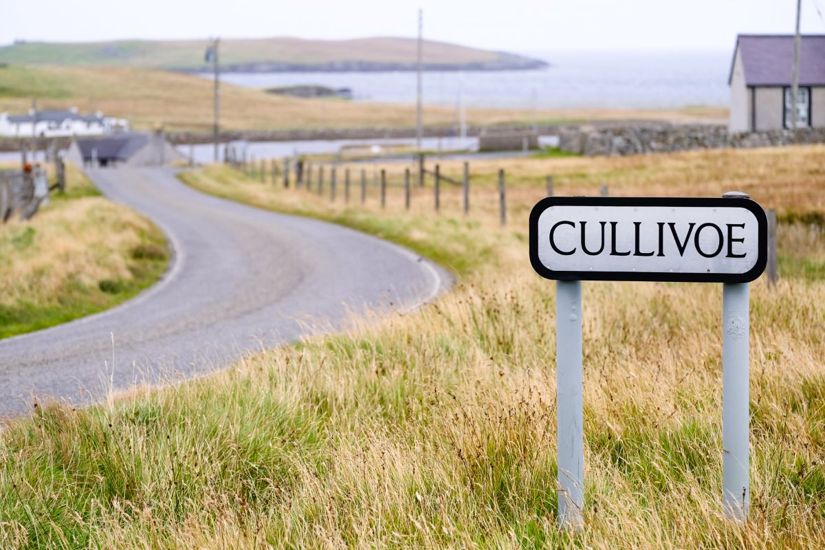 Road sign