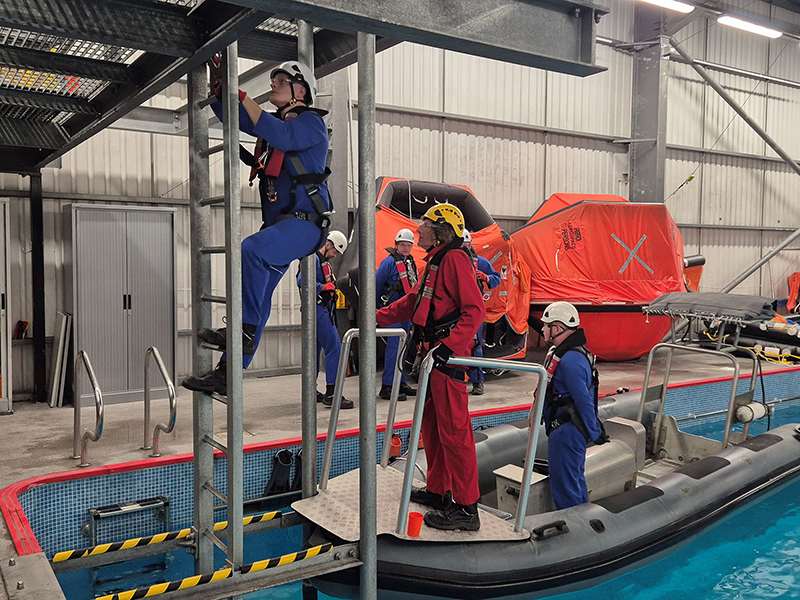 Learners on wind turbine cross-skill pilot completing GWO training