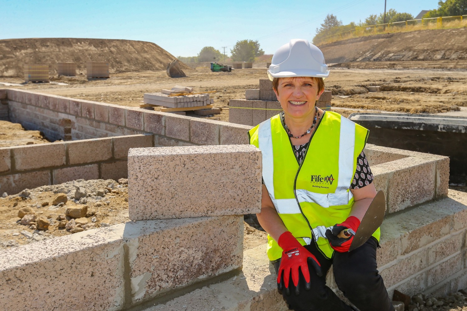  Cllr Judy Hamilton, housing spokesperson, on a construction site visit to another of Fife's affordable housing programme projects.
