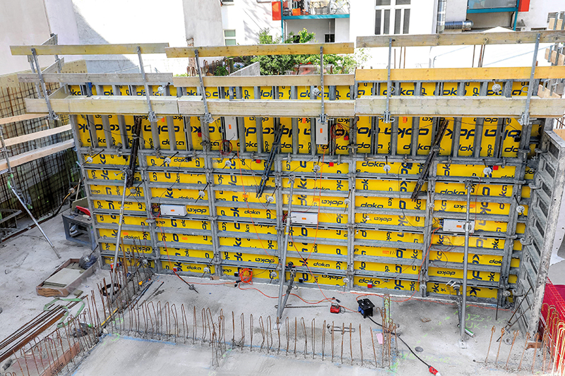 Intelligent heated formwork
