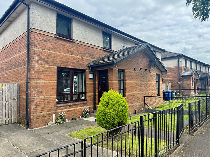 Paisley homes to receive new doors and windows