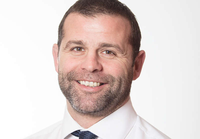 Simon Capaldi, Knight Frank