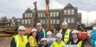 Councillor Martin Greig, Convener of the Education and Children’s Services Committee, and Vice-Convener Councillor Jessica Mennie with pupils Billie, Milana, Joshua and Mia from Ferryhill Primary School, Mike Bruce, Managing Director at Morrison Construction North and Allister McKechnie from Mackie Ramsay Taylor Architects.