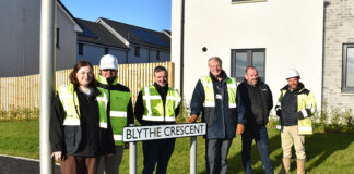 Team celebrates new homes in Kinglassie, Fife