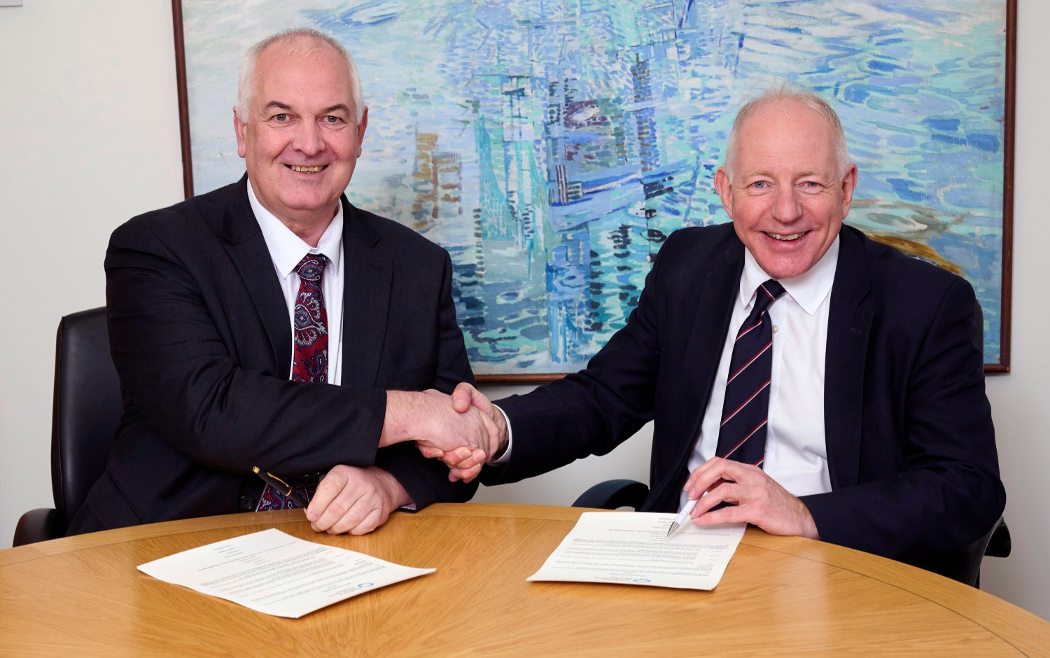 Leader of the Highland Council, Raymond Bremner, and SSEN Transmission’s Director of Offshore Delivery, Sandy Mactaggart