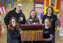 Beith Theatre Group. Image credit: Jeff Holmes