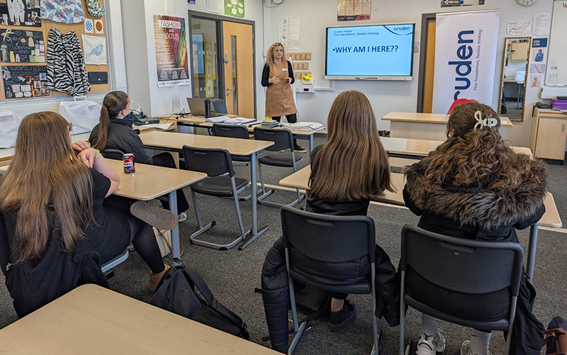 Cruden employee delivering STEM session