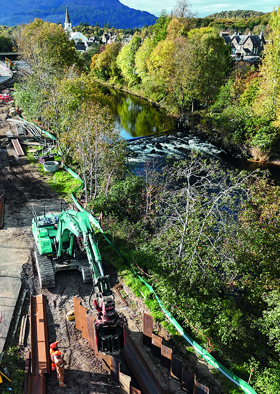Steel sheet pile walls in Comrie