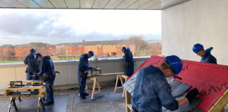 Roofing training students