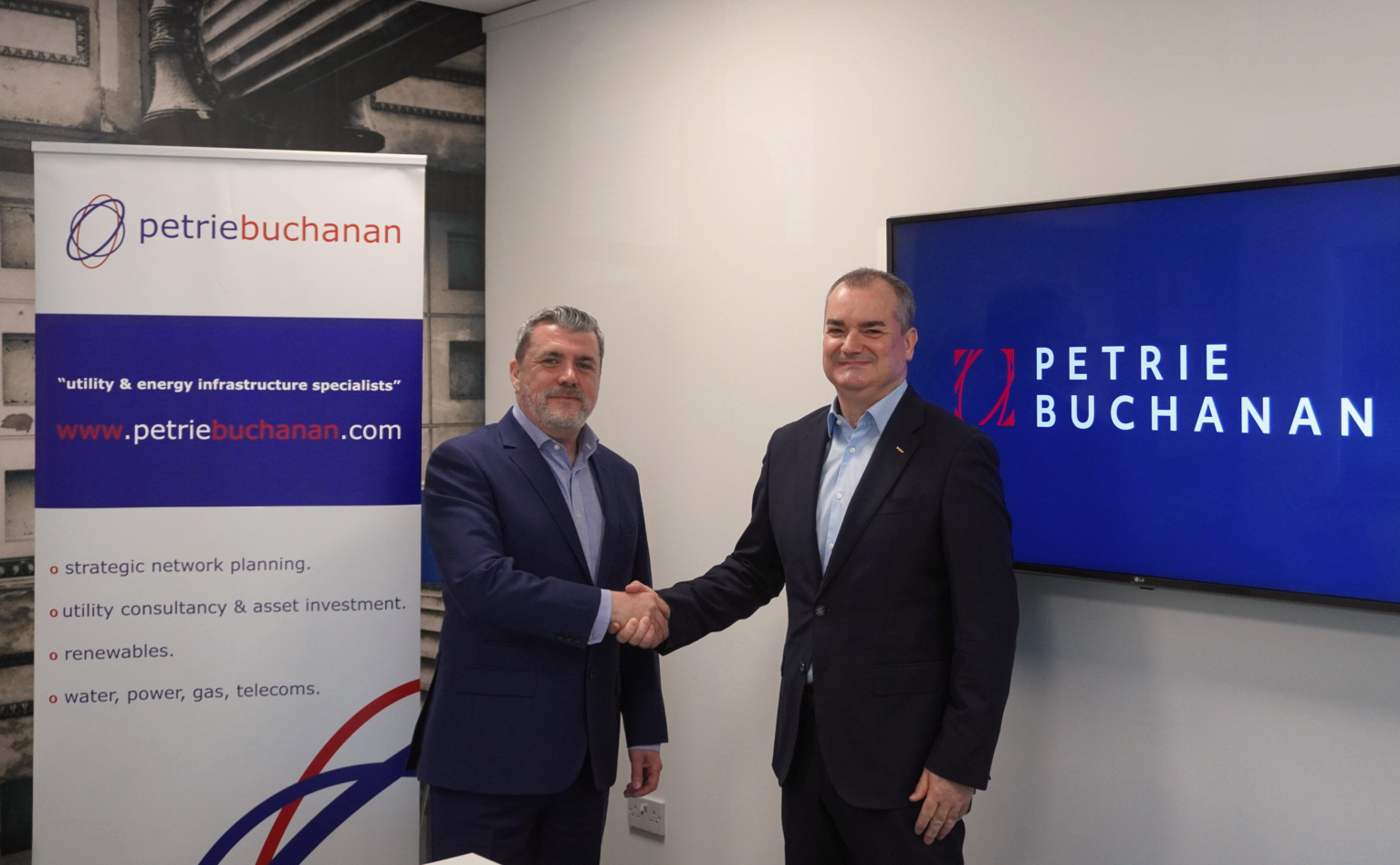L-R, John Petrie, director at Petrie Buchanan, and Allan McGill, managing director at Wallace Whittle