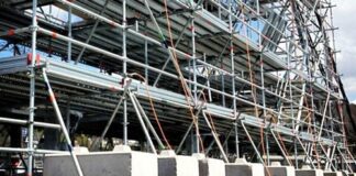 Scaffold precast concrete project