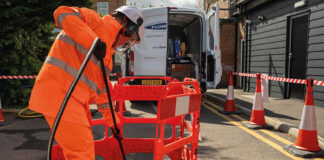 Drain jetting