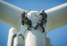 Local contractors tipped to benefit from Corr Chnoc Wind Farm development Wind turbine workers